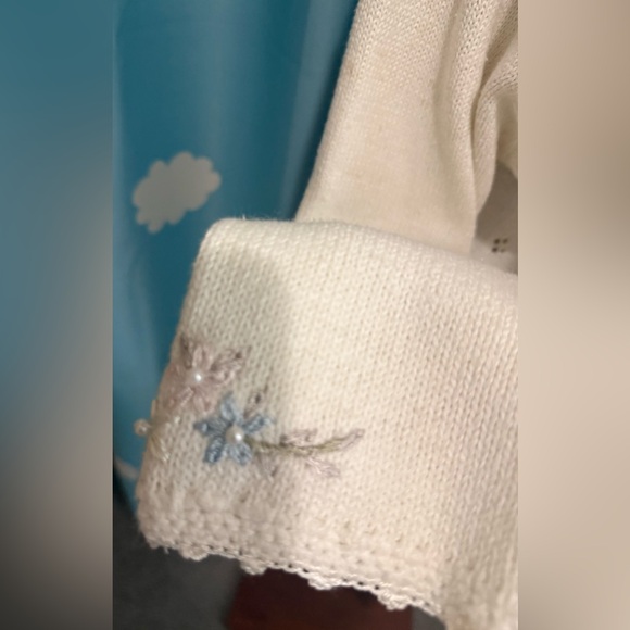 Cottagecore embroidered floral cardigan with pearl buttons-L - Picture 5 of 6